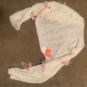 Cider White Cable Knit Sweater with Pink Bow New With Tags